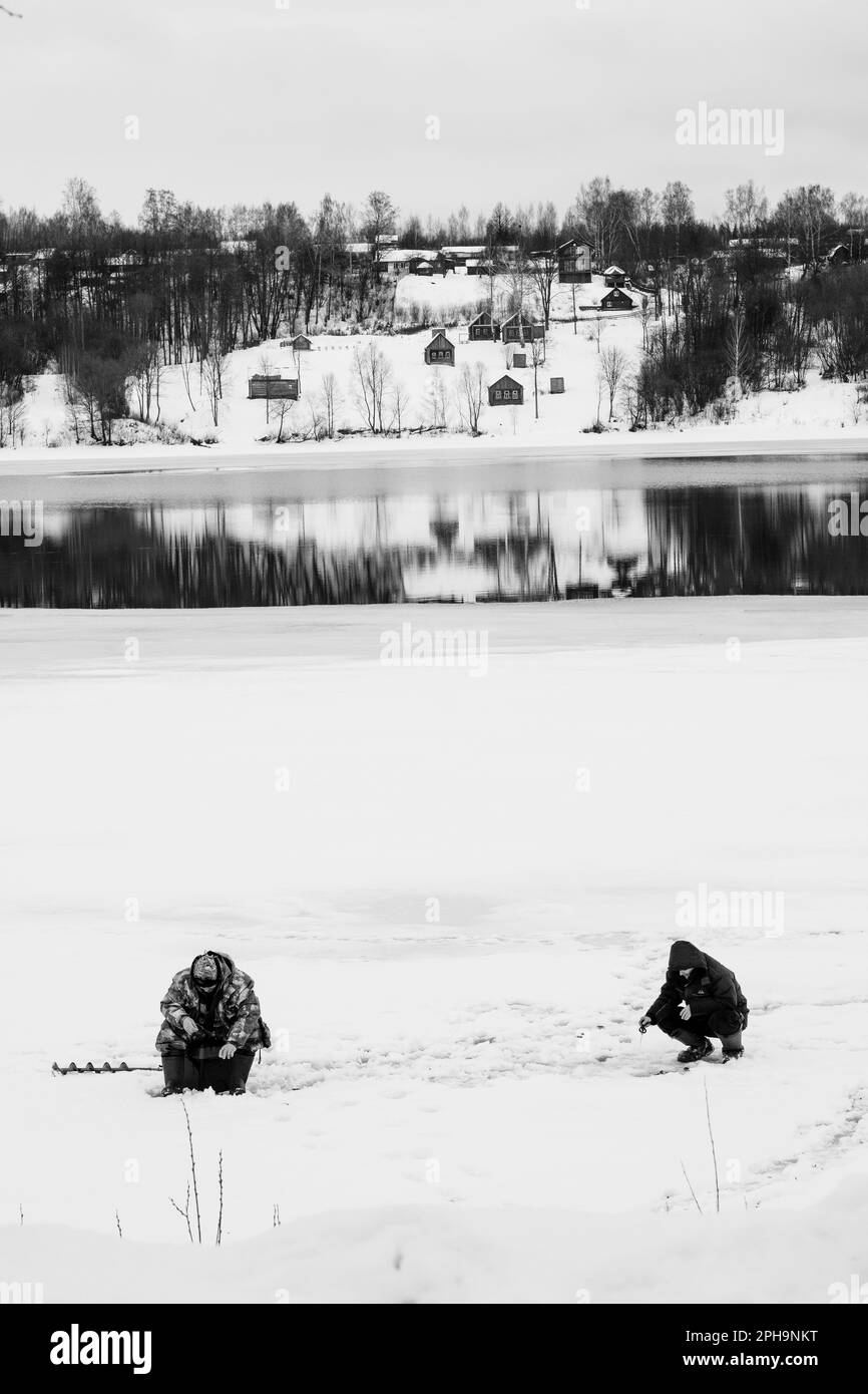 PLES, RUSSIA JANUARY 3 2023 Men fishing on the banks of the Volga