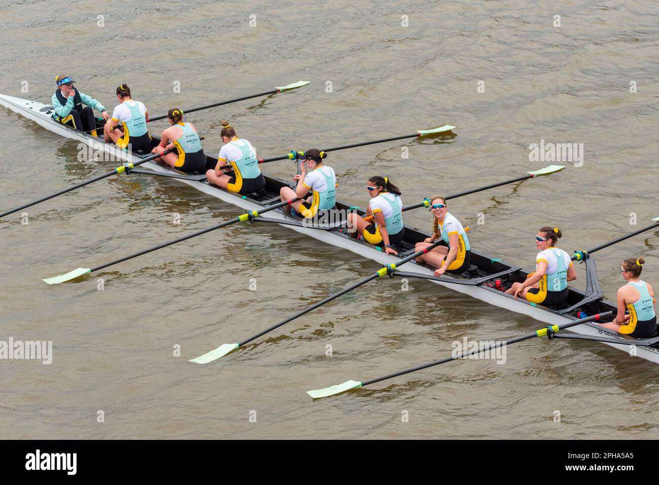 Boat Race 2023. Blondie, Cambridge Women's reserve team celebrating win