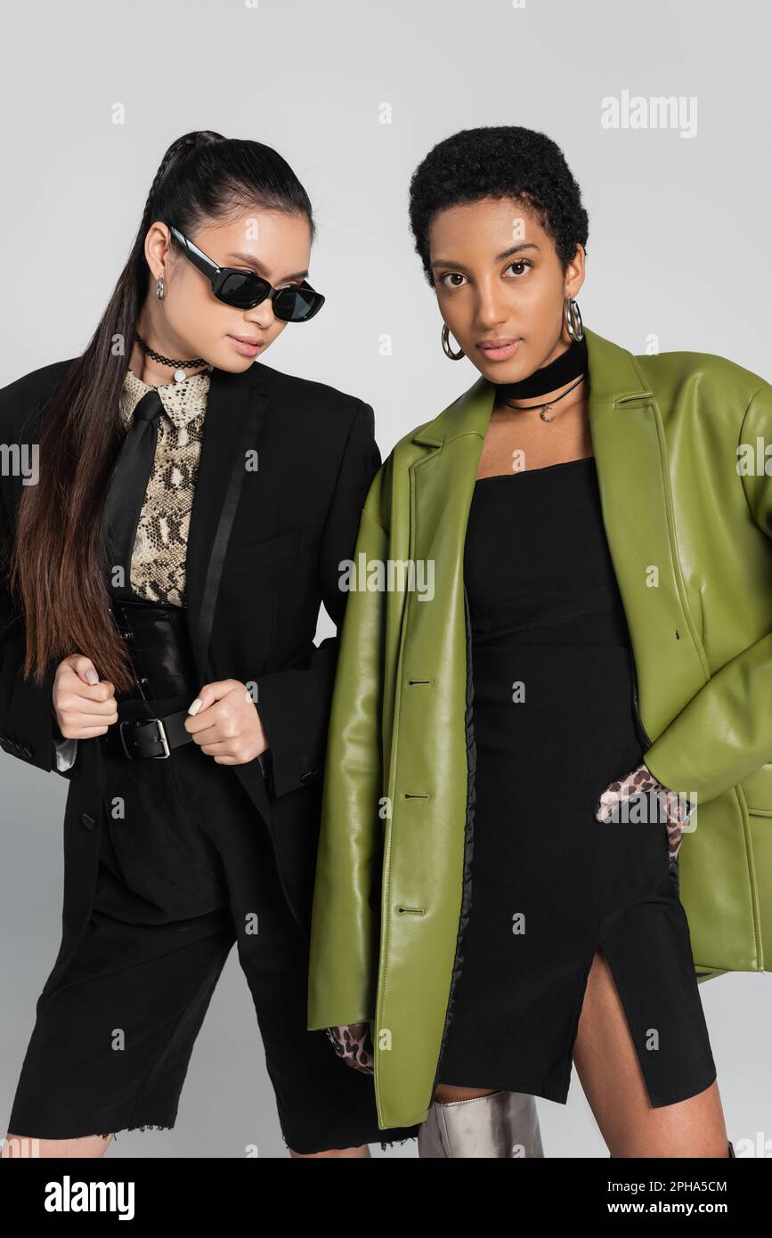 Well dressed asian women hi-res stock photography and images - Alamy