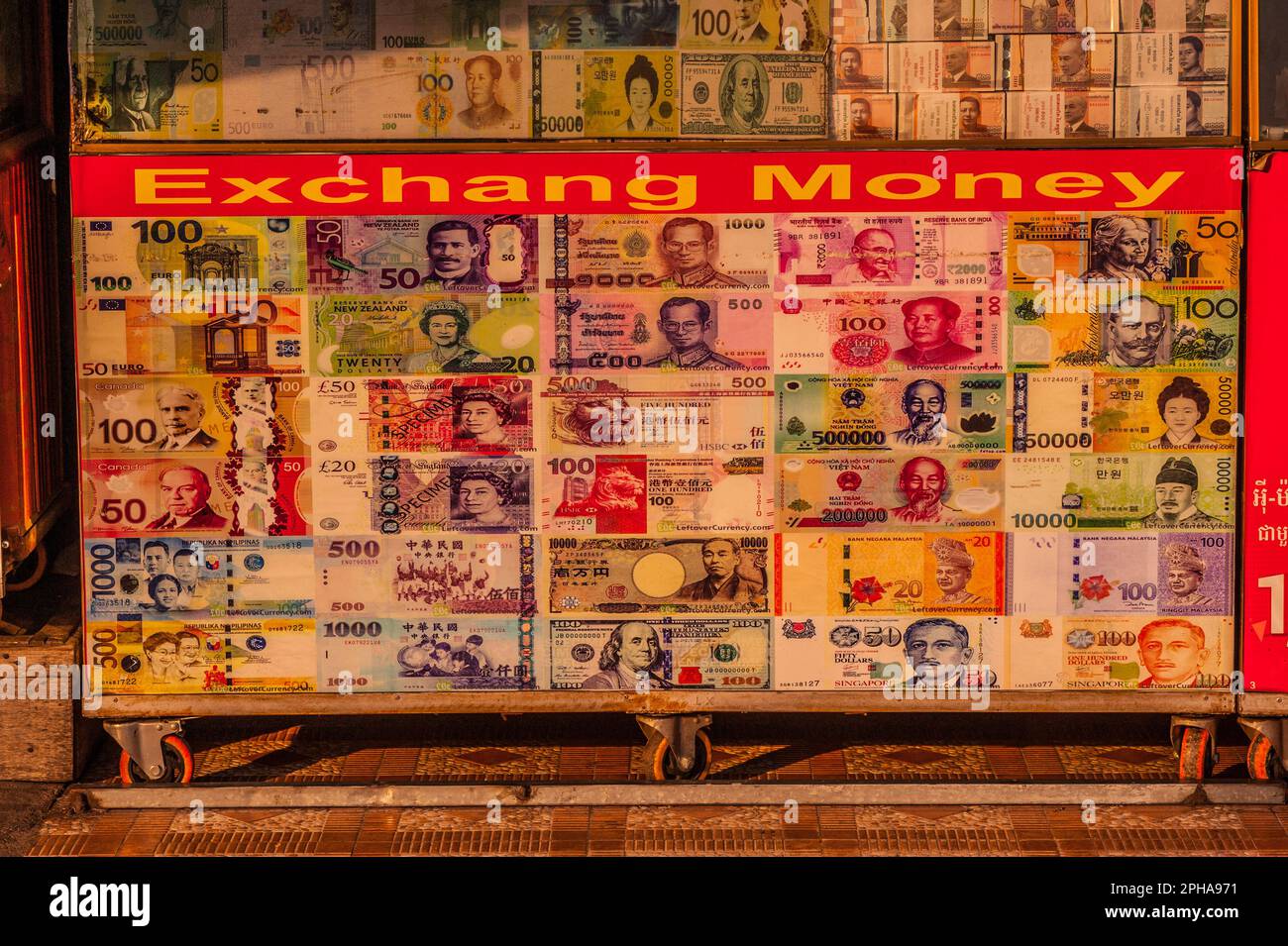 Currency exchange booth hi-res stock photography and images - Page 2 - Alamy