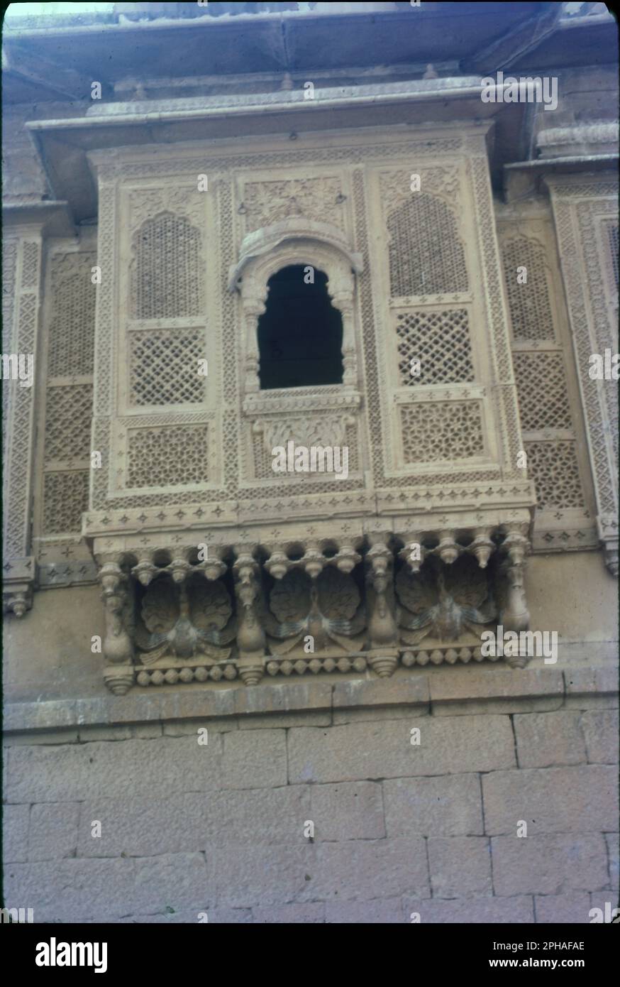 Window Rajasthaniskp Zarukha & Windows of Rajasthan Palaces, Rajasthan, India Stock Photo ...