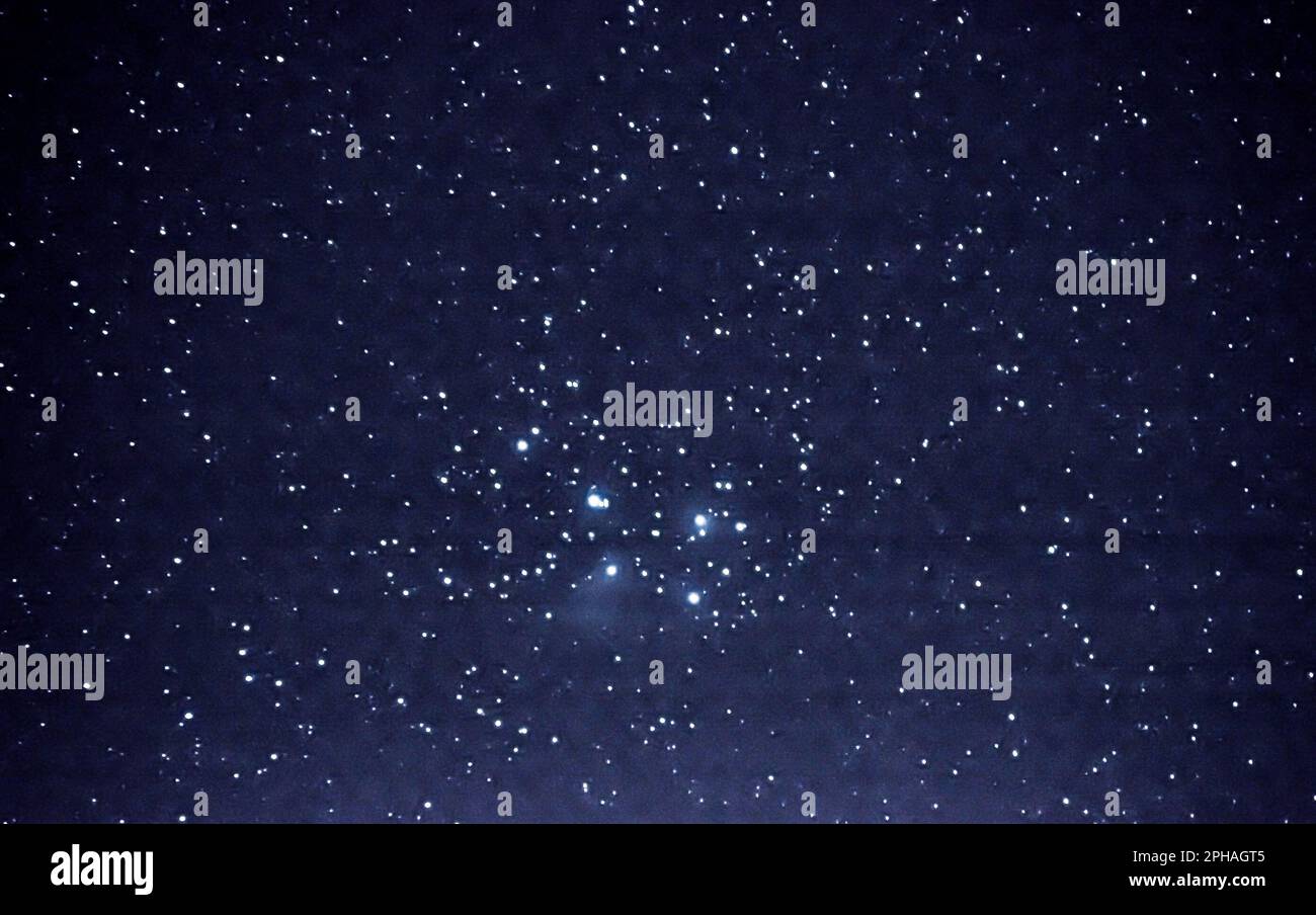Pleiades star cluster hi-res stock photography and images - Alamy