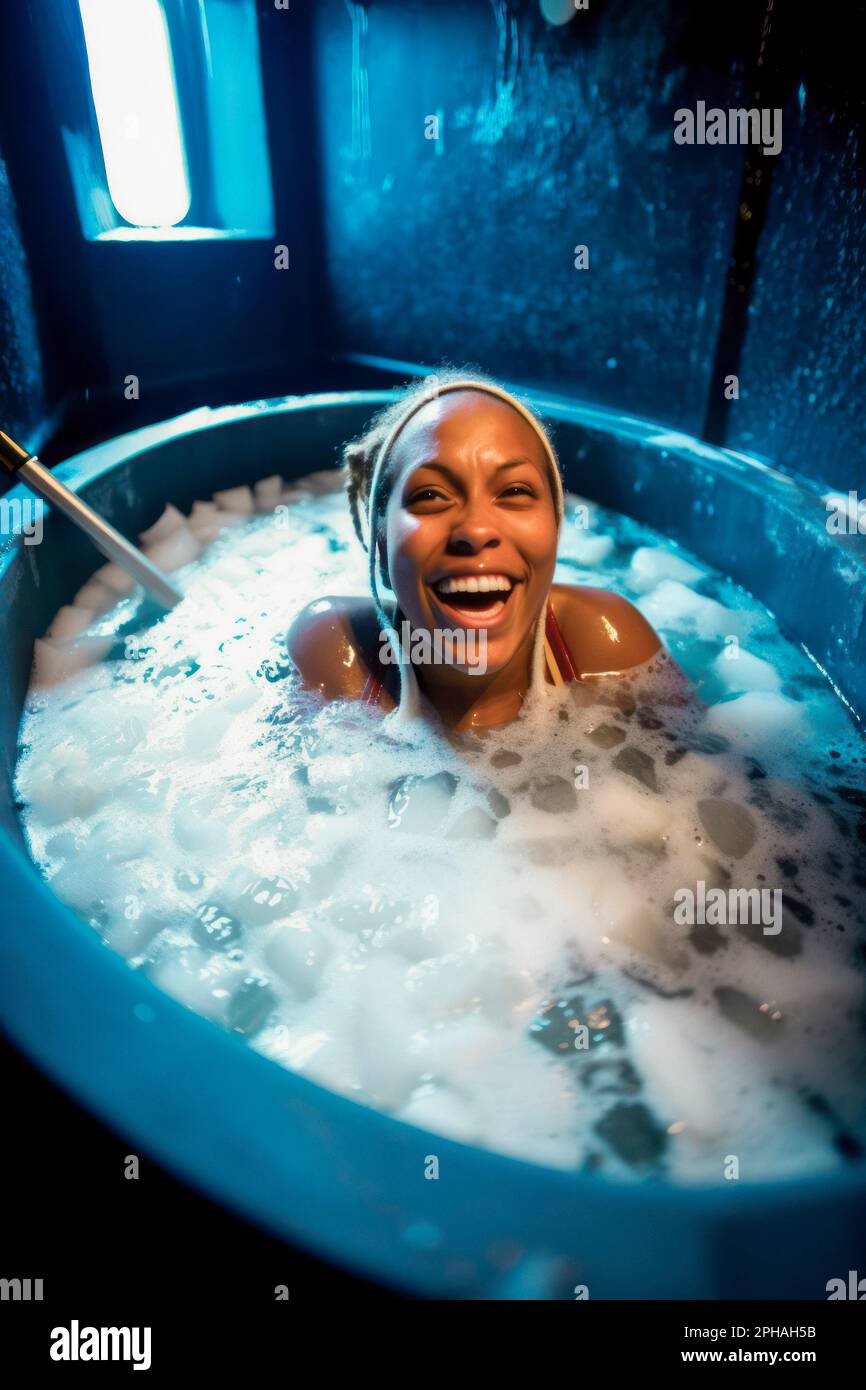 Ice bath challenge hires stock photography and images Alamy
