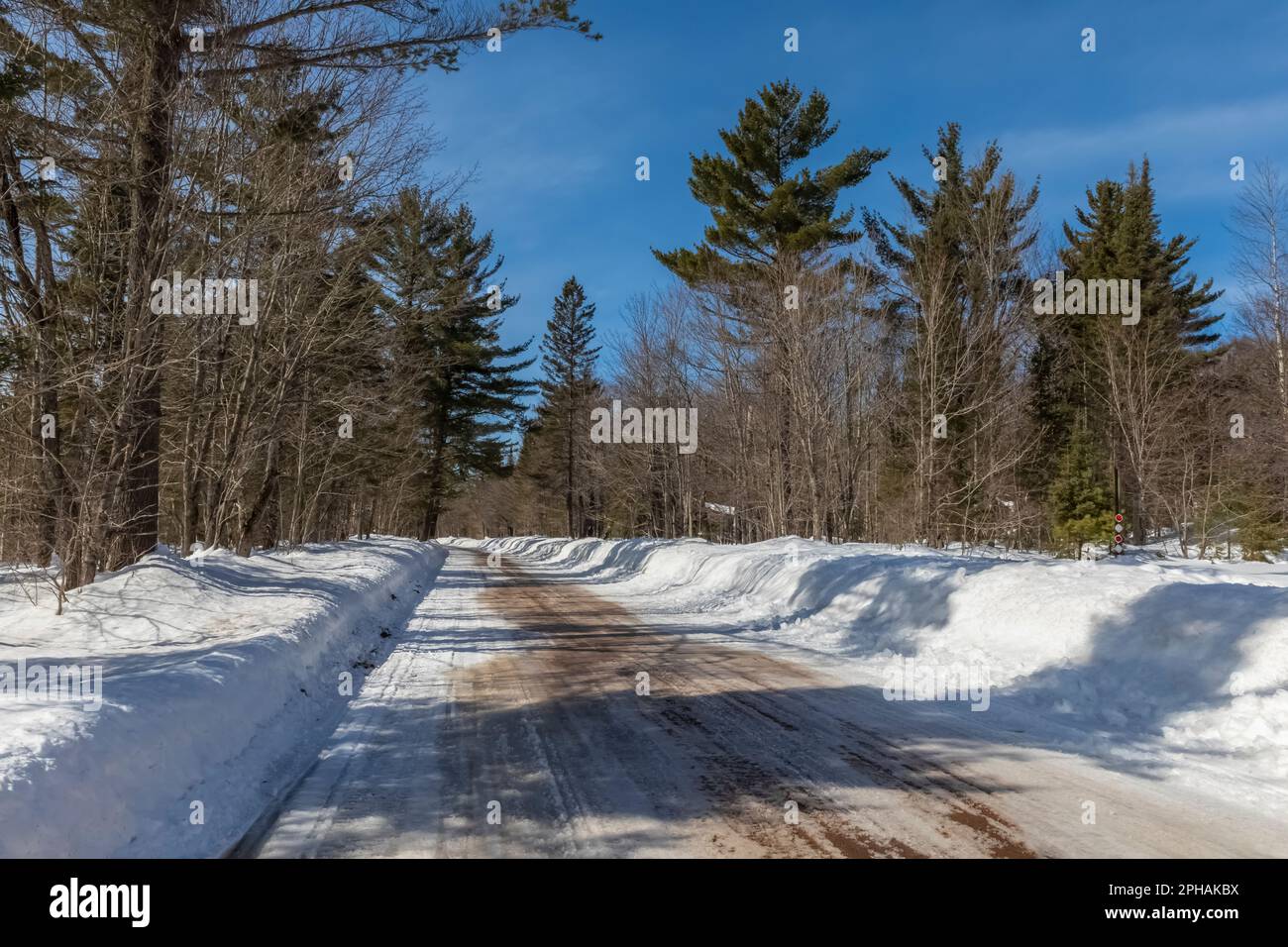 Peshekee Grade Road in the Upper Peninsula, Michigan, USA Stock Photo