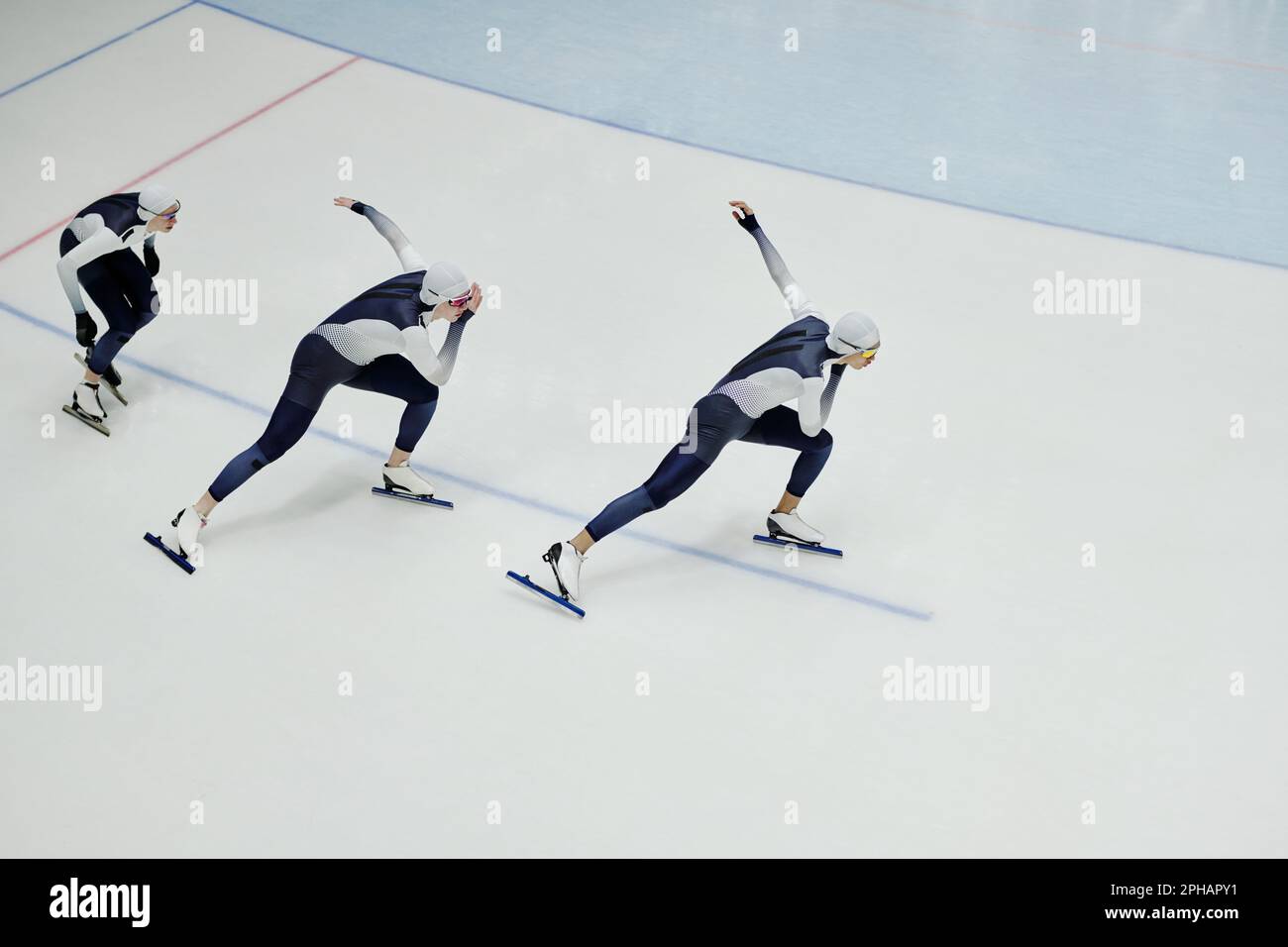 Short track skates hi-res stock photography and images - Alamy