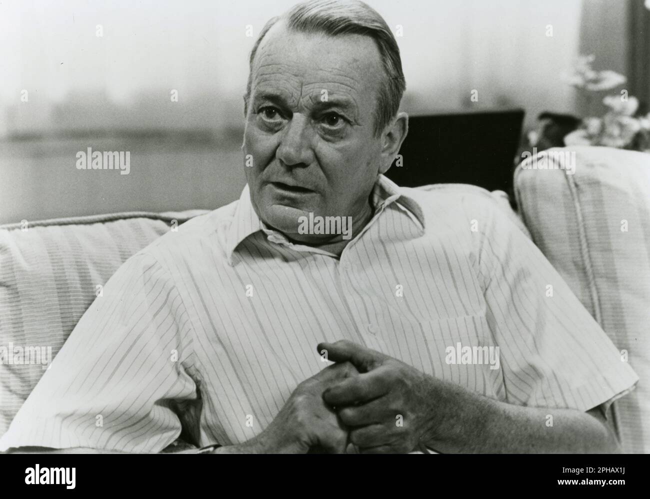 Actor Denholm Elliott in the movie September, USA 1987 Stock Photo - Alamy