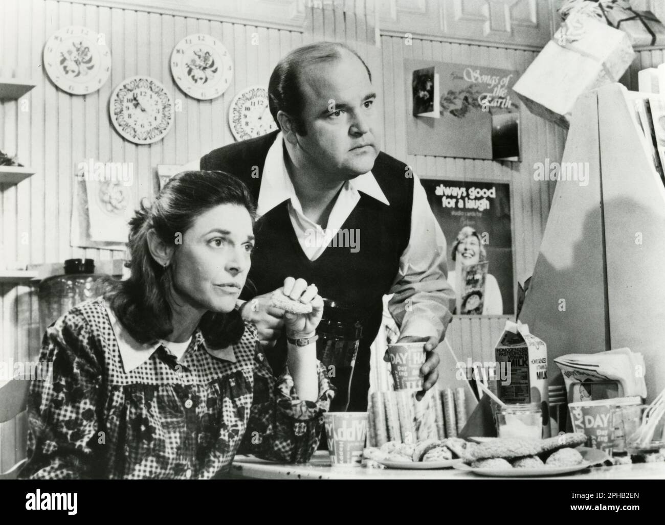 Actress Anne Bancroft and actor Dom DeLuise in the movie Fatso, USA