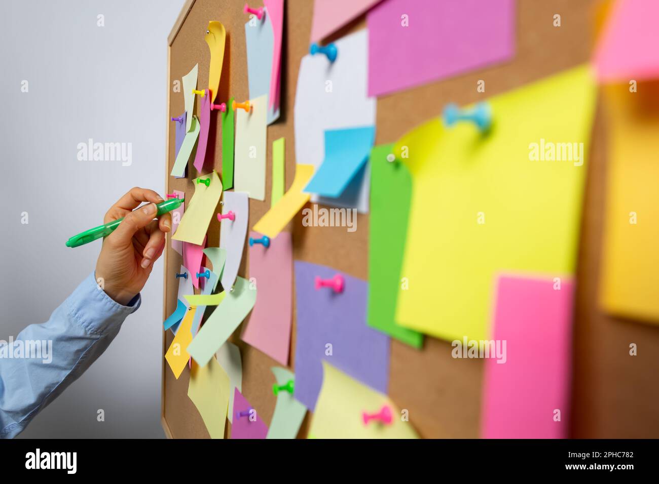 Attached text sheet hi-res stock photography and images - Alamy