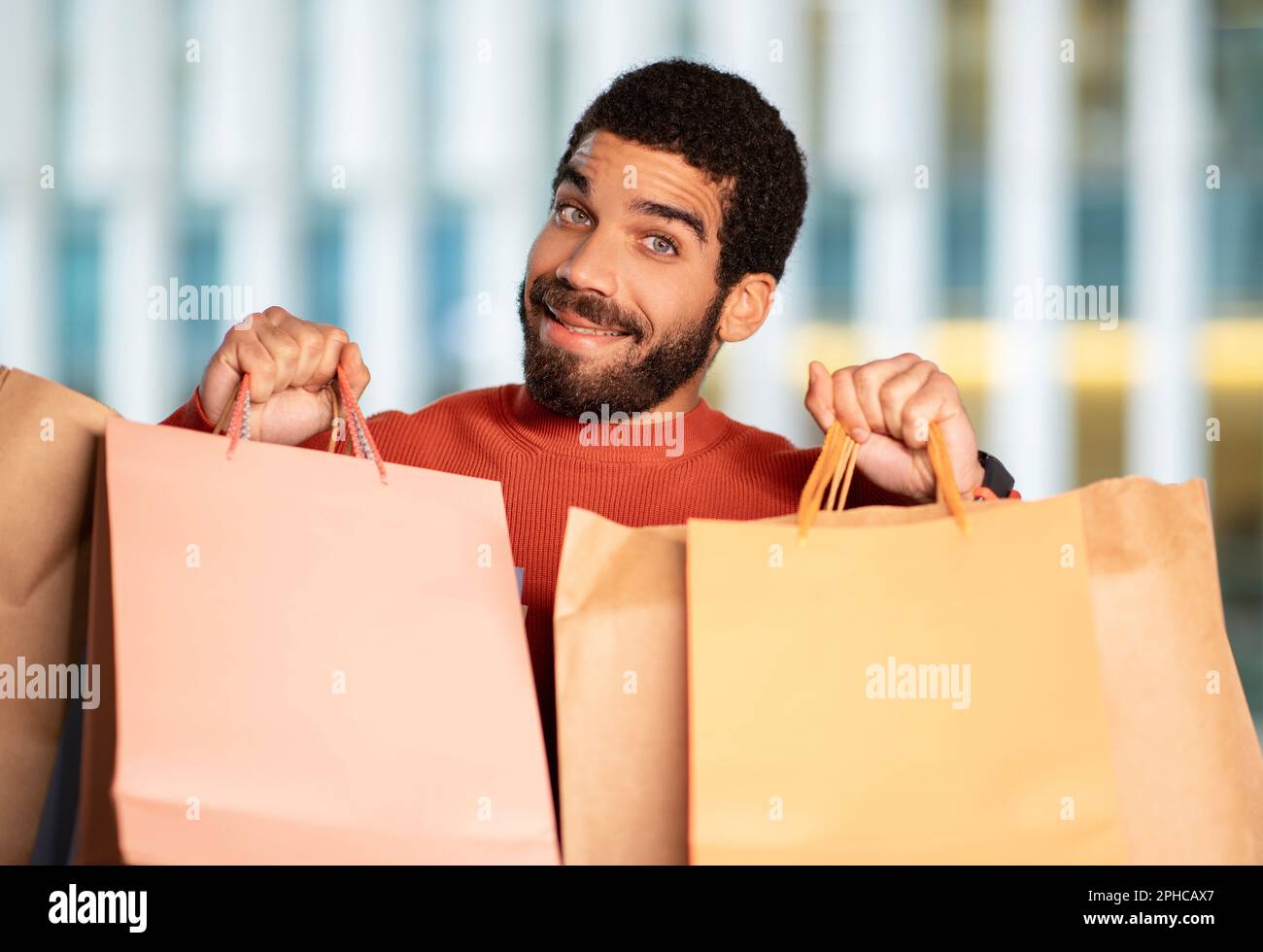 Middle eastern male one outdoors hi-res stock photography and images ...