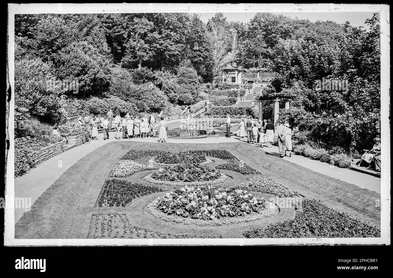 The Italian Garden, Scarborough, in the 1900s. Digitised archive copy of an original half-plate glass negative. Stock Photo