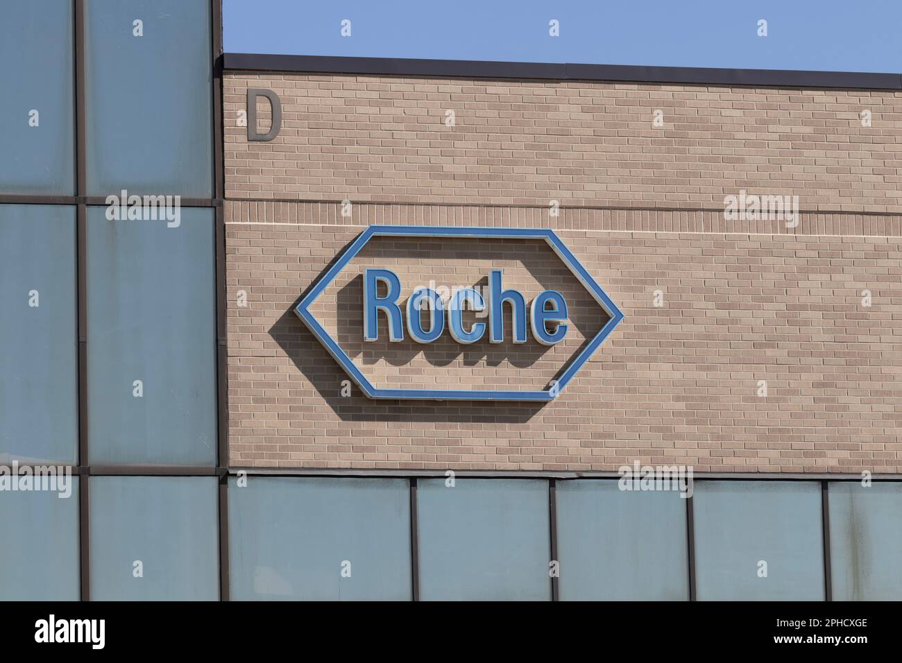 Indianapolis - Circa March 2023: Roche Diagnostics U.S. Headquarters. Roche operates worldwide under two divisions: Pharmaceuticals and Diagnostics. Stock Photo