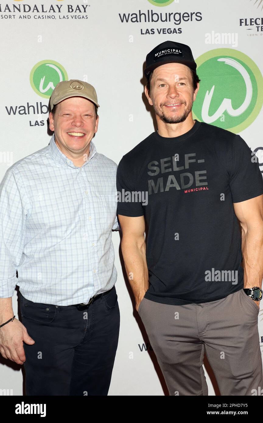Las Vegas, Nevada, USA. 27th March, 2023. Paul Wahlberg and Mark