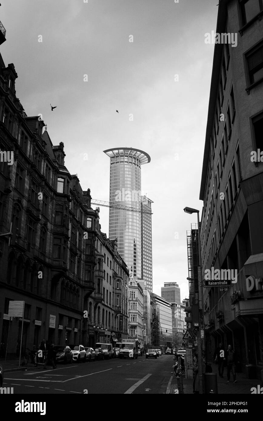 Skyline frankfurt Black and White Stock Photos & Images - Alamy