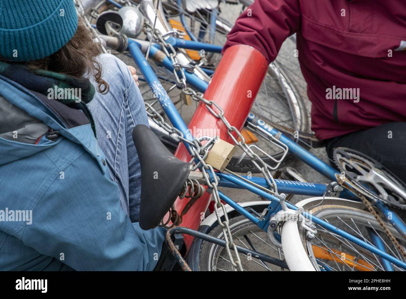 Brussels, Belgium. 28th Mar, 2023. Chained bicycles pictured during a protest action of the collective 'No future for the agro-industry' in the framework of the Forum for the Future of Agriculture (FFA), in Brussels, on Tuesday 28 March 2023. BELGA PHOTO NICOLAS MAETERLINCK Credit: Belga News Agency/Alamy Live News Stock Photo