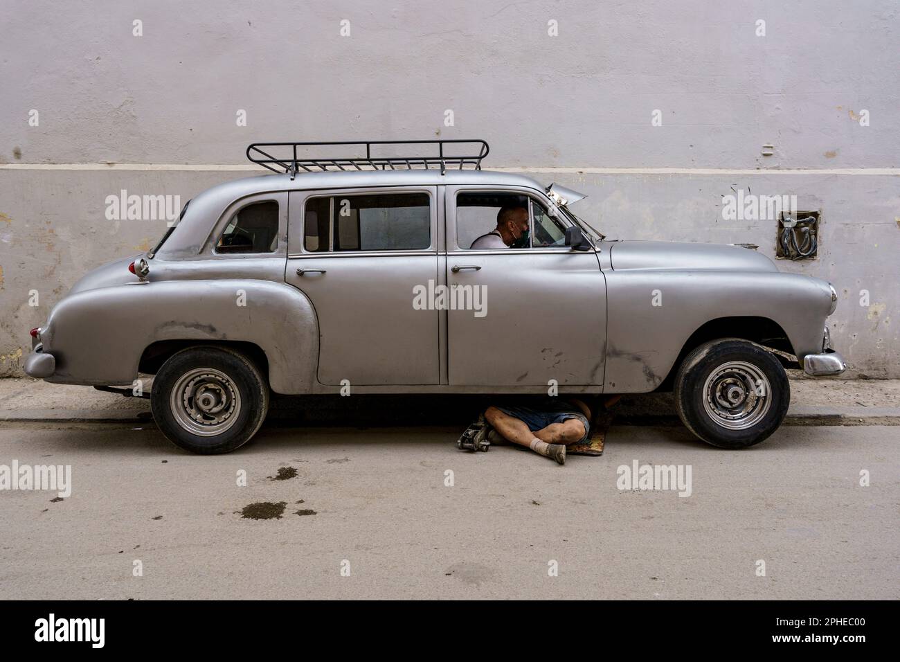 Car repair in Habana, Cuba Stock Photo