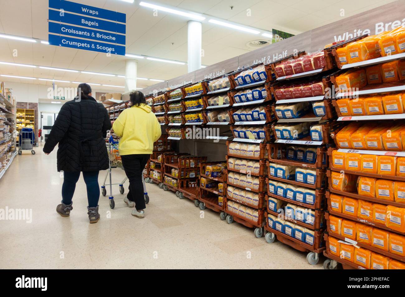 Tesco aisle hires stock photography and images Alamy