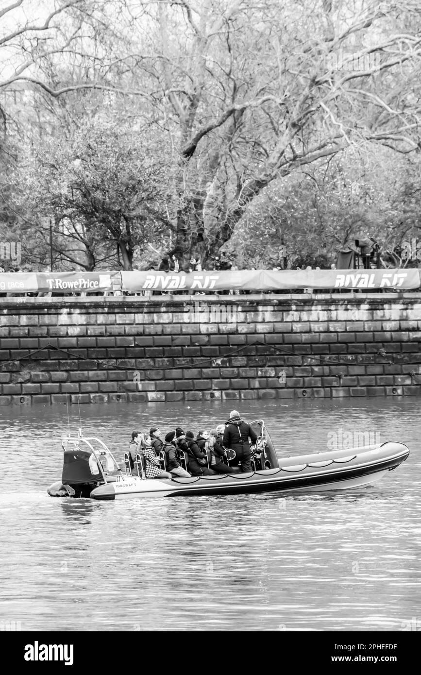 Oxford Cambridge Boat Race 2023 Stock Photo Alamy
