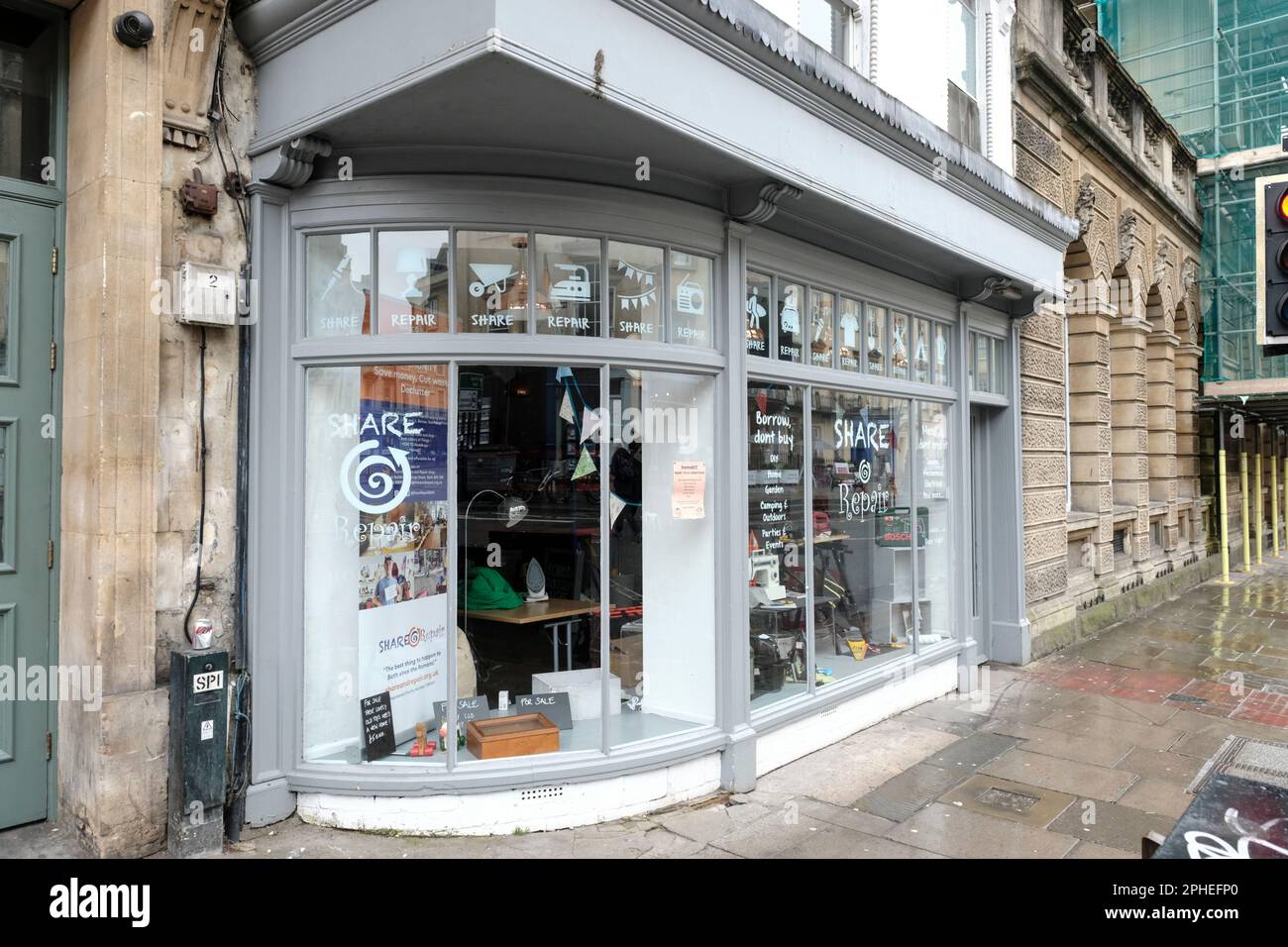 Views around Bath City Centre. the share and repair shop Stock Photo ...