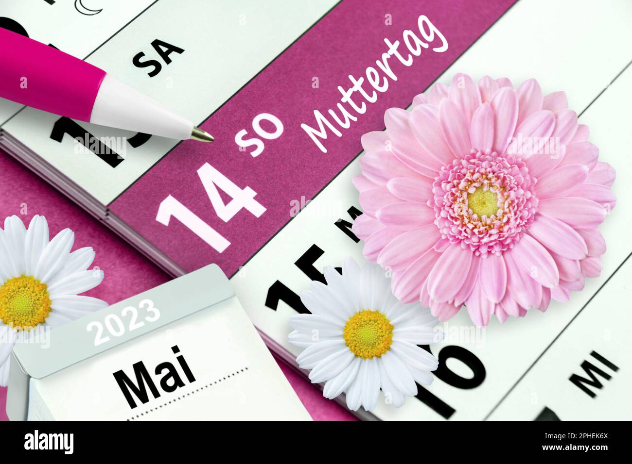 Deutscher Kalender Datum 14. Mai  2023 Muttertag mit Blumen Stock Photo