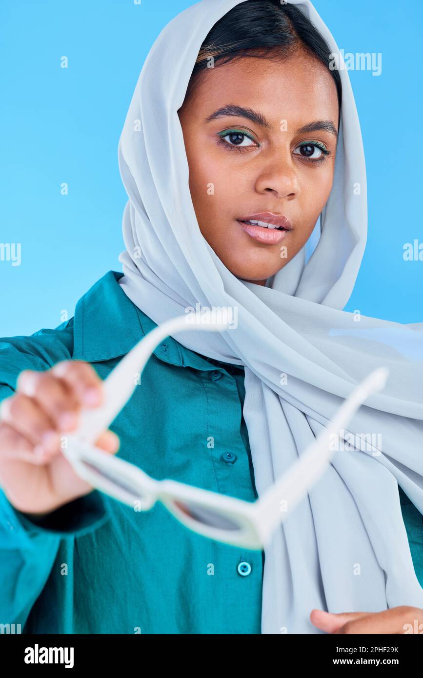 Fashion glasses, face portrait and muslim woman with hijab, trendy designer  brand or casual outfit style. Gen z aesthetic, Islamic person giving Stock  Photo - Alamy