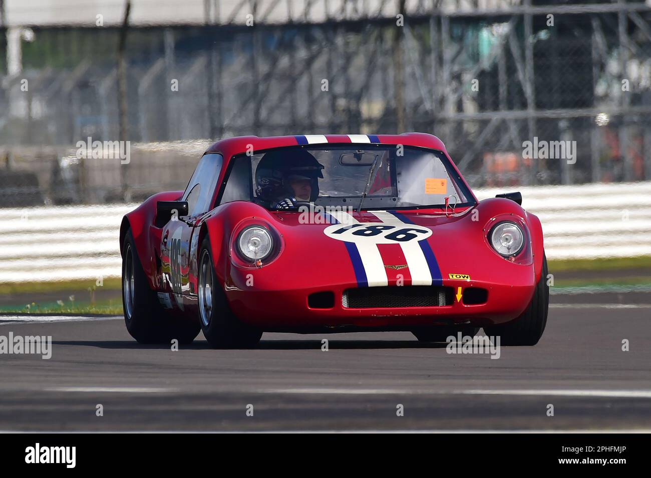 Robert Shaw, Chevron B8, HSCC GT & Sports Racing Championship for the Guards Trophy, eligible cars include; Pre ’66 GT cars,  Pre ’69 sports-racing ca Stock Photo