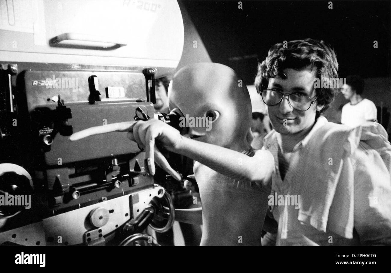 Close Encounters Film Black And White Stock Photos Images Alamy close-encounters-film-black-and-white-stock-photos-images-alamy