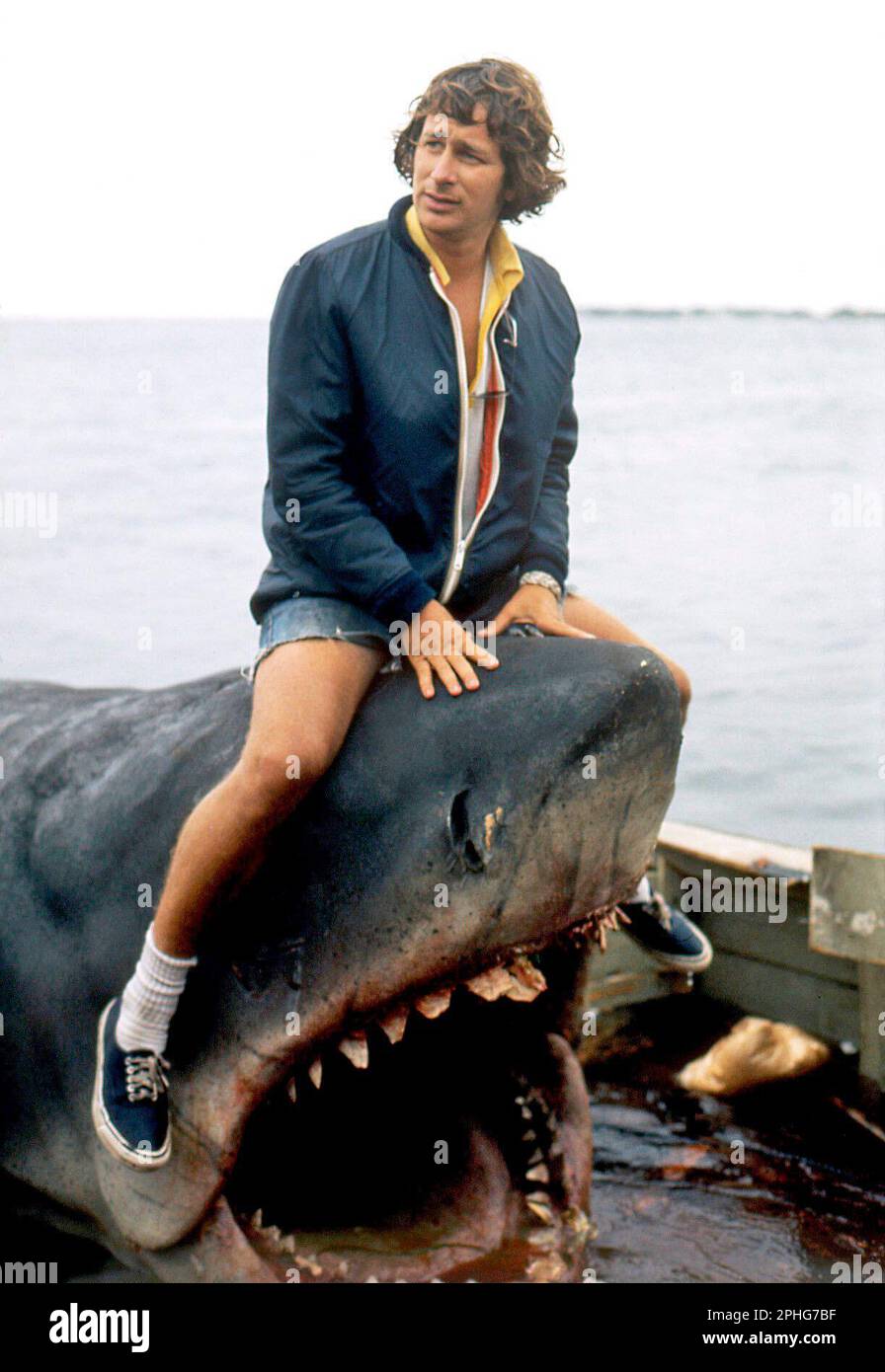 STEVEN SPIELBERG in JAWS (1975), directed by STEVEN SPIELBERG. Credit