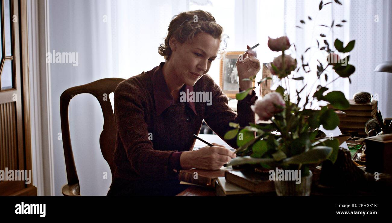 CONNIE NIELSEN in THE DREAMER-BECOMING KAREN BLIXEN (2022) -Original title: DROMMEREN-, directed by JEANETTE NORDAHL. Credit: Nordic Entertainment Group / Album Stock Photo