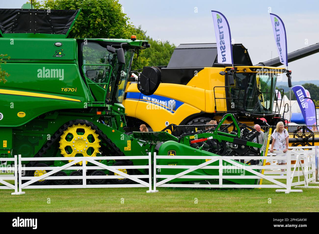 Multi drum threshing system hires stock photography and images Alamy