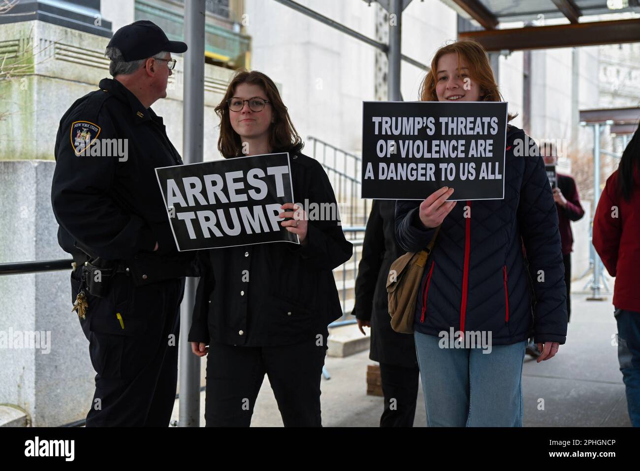 Photo by NDZ/STAR MAX/IPx 2023 3/27/23 Demonstrators outside of
