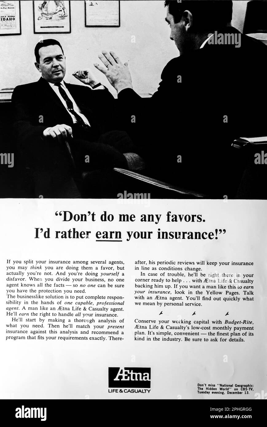 Aetna insurance company  advert in a Natgeo magazine, December 1966 Stock Photo