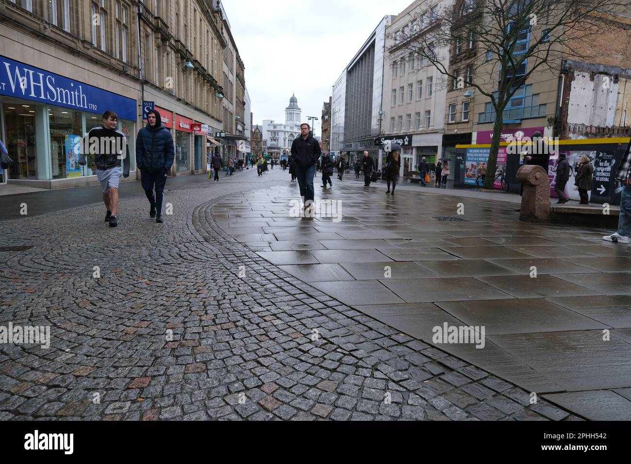 Sheffield City Centre Fargate Stock Photo Alamy