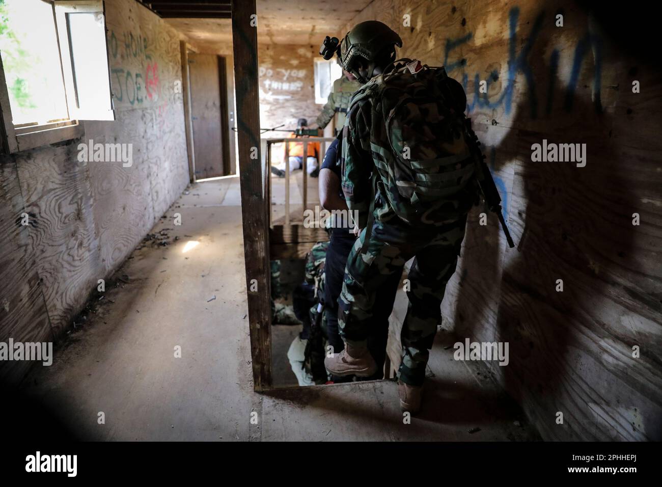 A fire team of Senegalese Commandos creates a stack - PICRYL - Public  Domain Media Search Engine Public Domain Image