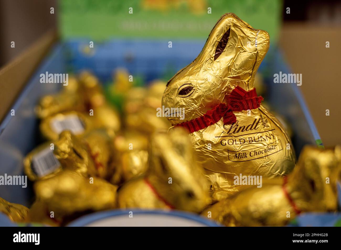 London, UK. 28th Mar, 2023. London, UK - March 28th 2023: London's shops hop into action as Easter approaches, adorning their windows with colorful displays and stocking up on treats for the holiday festivities. Credit: Sinai Noor/Alamy Live News Stock Photo