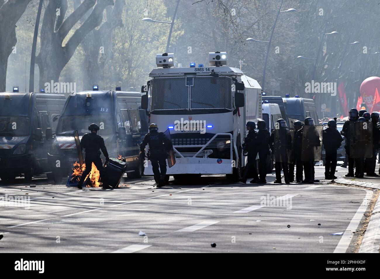2023 03 28: demonstrations against retirement new law in France by president Macron turned into violent clashes with anti riot police units all over France. Stock Photo