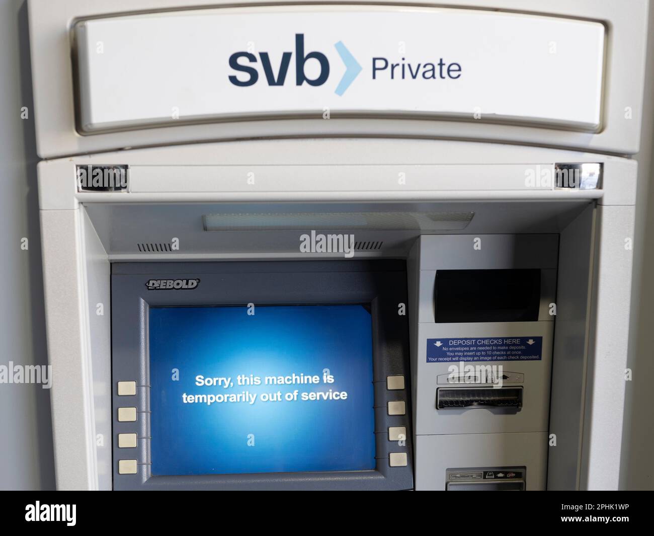 Atm out of service hi-res stock photography and images - Page 2 - Alamy