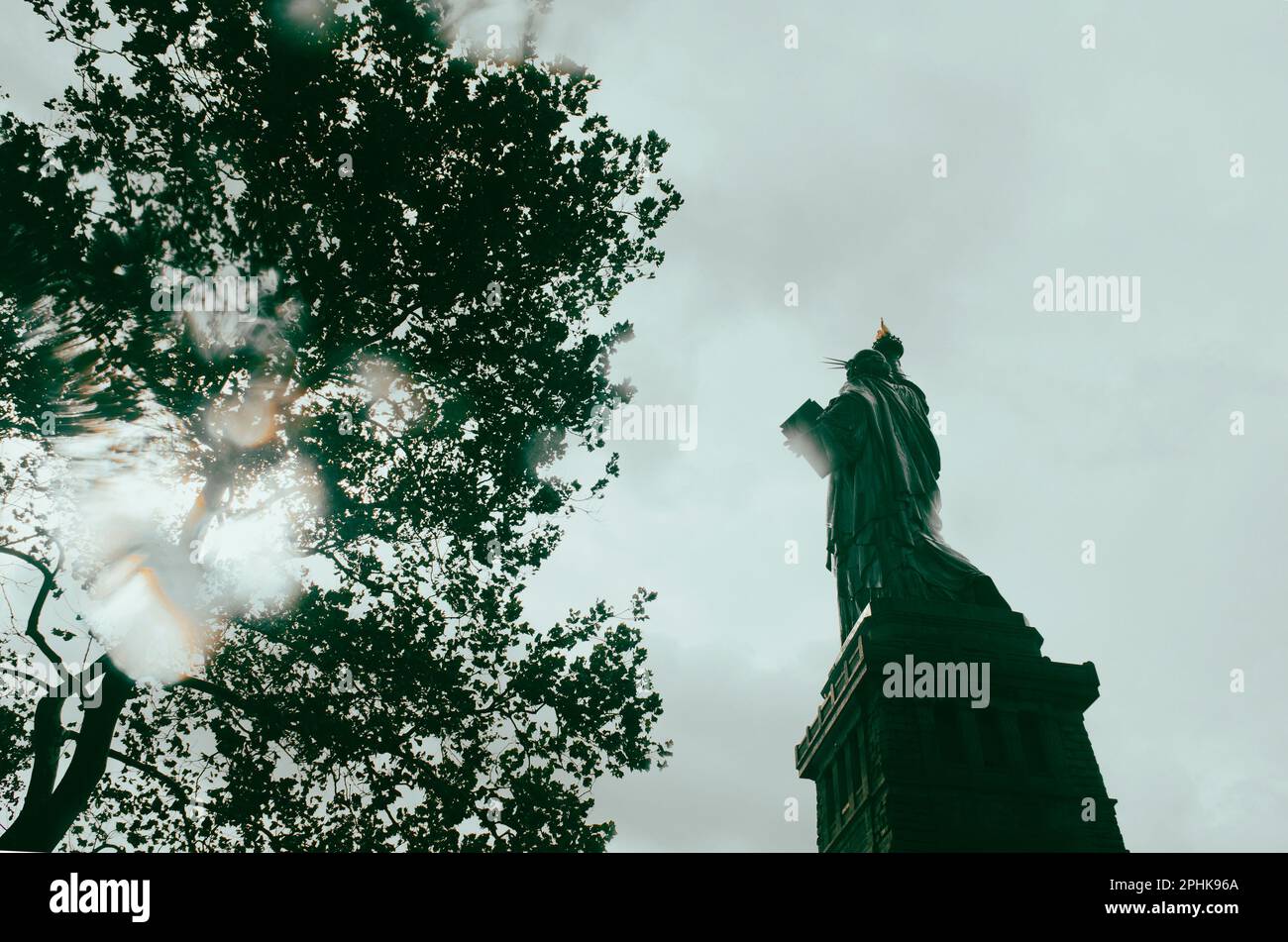 Statue of liberty symbol hi-res stock photography and images - Alamy