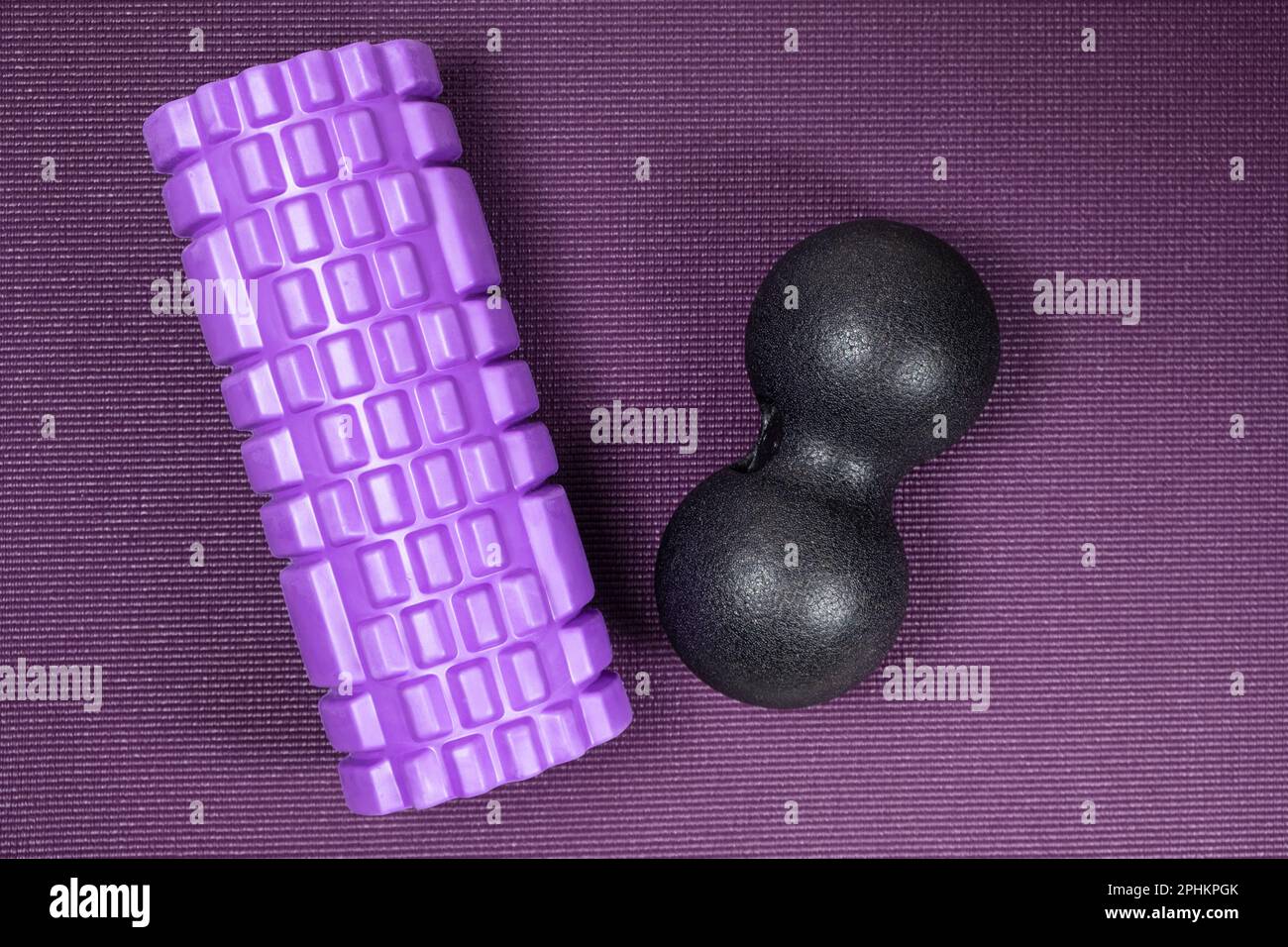 Massage roller and double ball to relax the muscles. Sports equipment