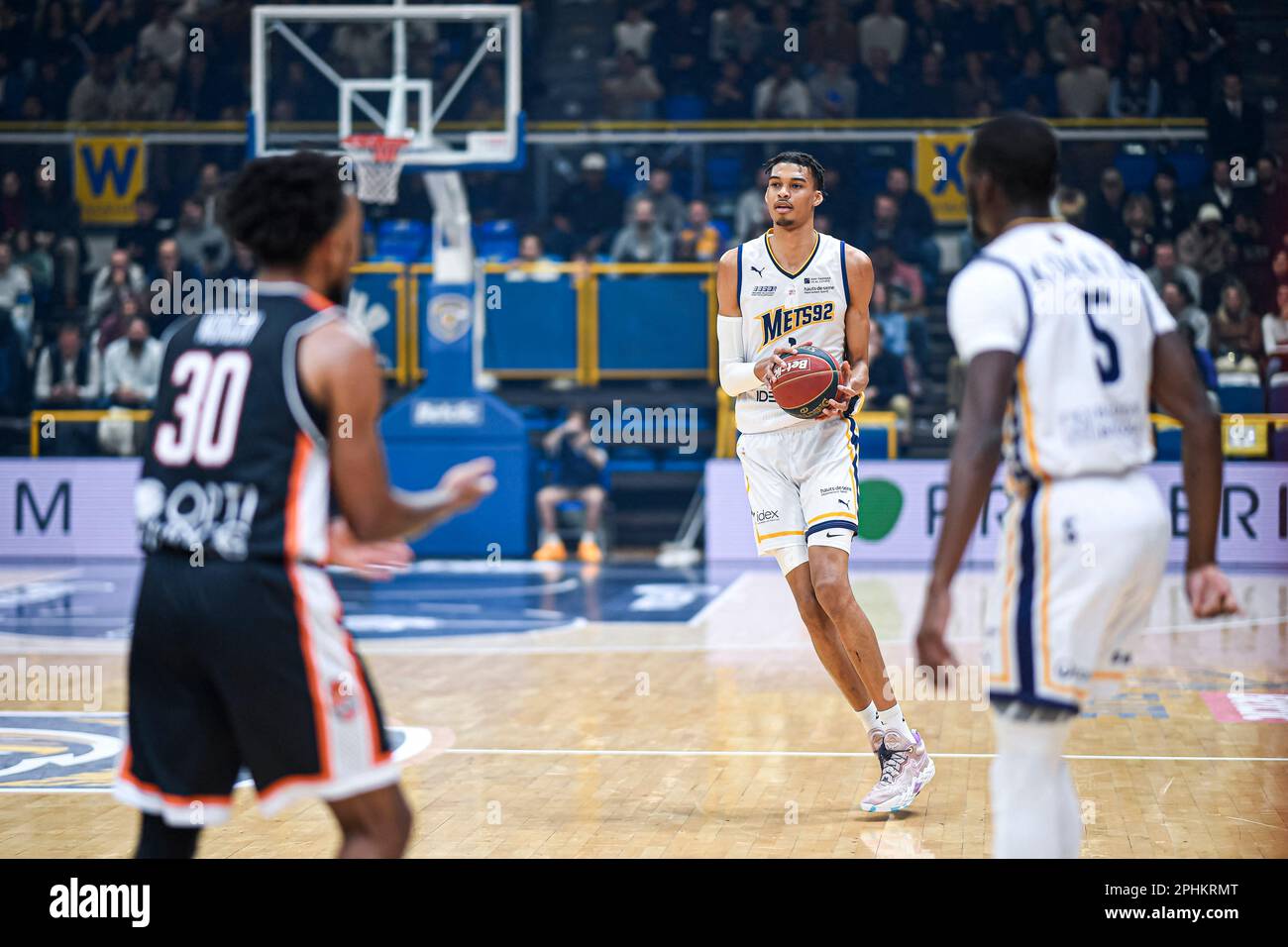 Paris, France. 28th Mar, 2023. Victor Wembanyama during the French  championship, Betclic elite basketball match between Le Mans Sarthe Basket  (MSB) and Metropolitans 92 (Mets or Boulogne-Levallois) on March 28, 2023 in