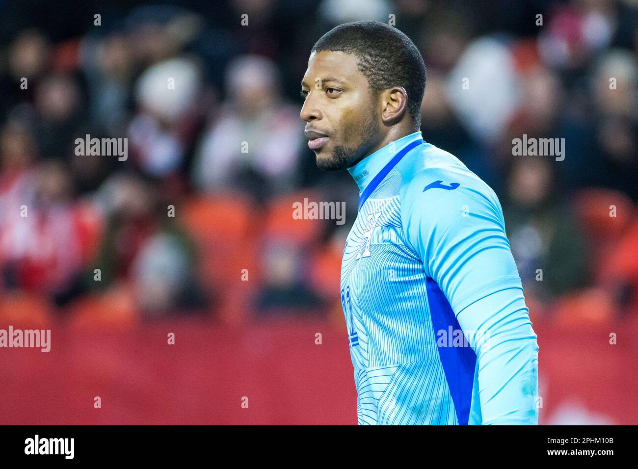 Toronto, Canada. 28th Mar, 2023. Luis Lopez (#22) of Honduras team is in action during the CONCACAF Nations League qualifier game between Canada and Honduras at BMO field in Toronto. The game ended 4-1 for Canada sending it to the semifinals. Credit: SOPA Images Limited/Alamy Live News Stock Photo