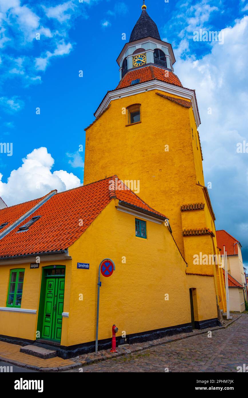 Yellow church clock tower hi-res stock photography and images - Alamy