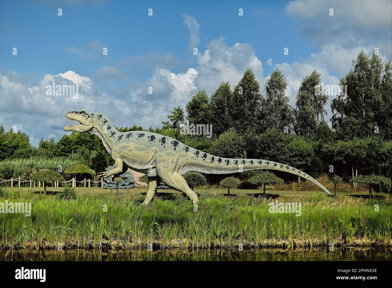 Park dinozaurów w Łebie w północnej Polsce nad Morzem Bałtyckim. Stock Photo