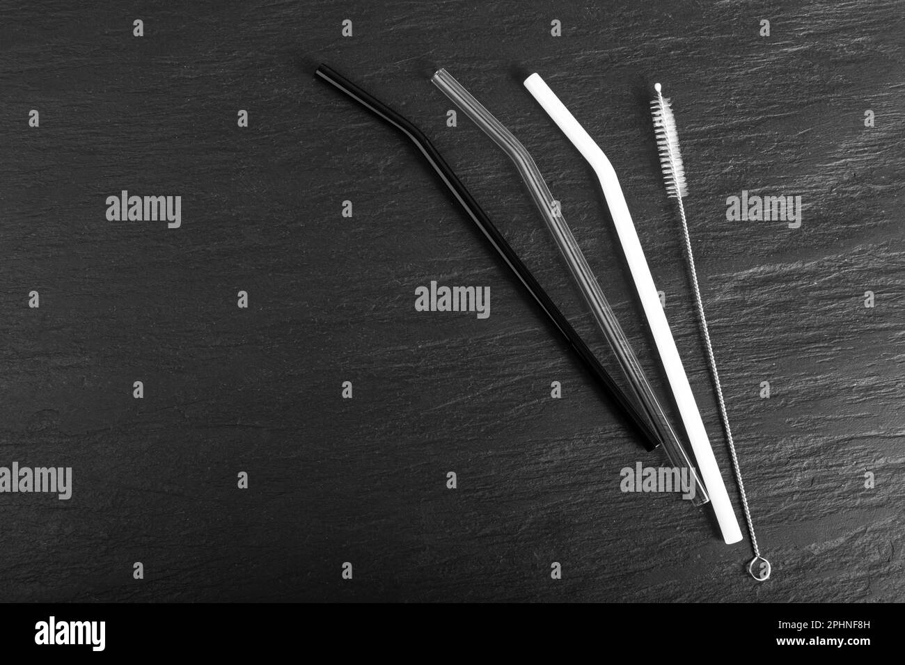 Glass Drink Straws with Cleaning Brush, Black and White Drinking Straw Set, EcoFriendly Glass