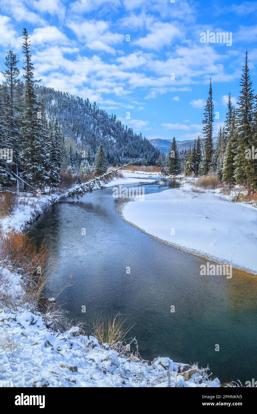 blackfoot river in winter near lincoln, montana Stock Photo Alamy