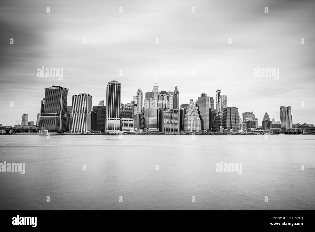 Manhattan Skyline In Black And White Stock Photo - Alamy