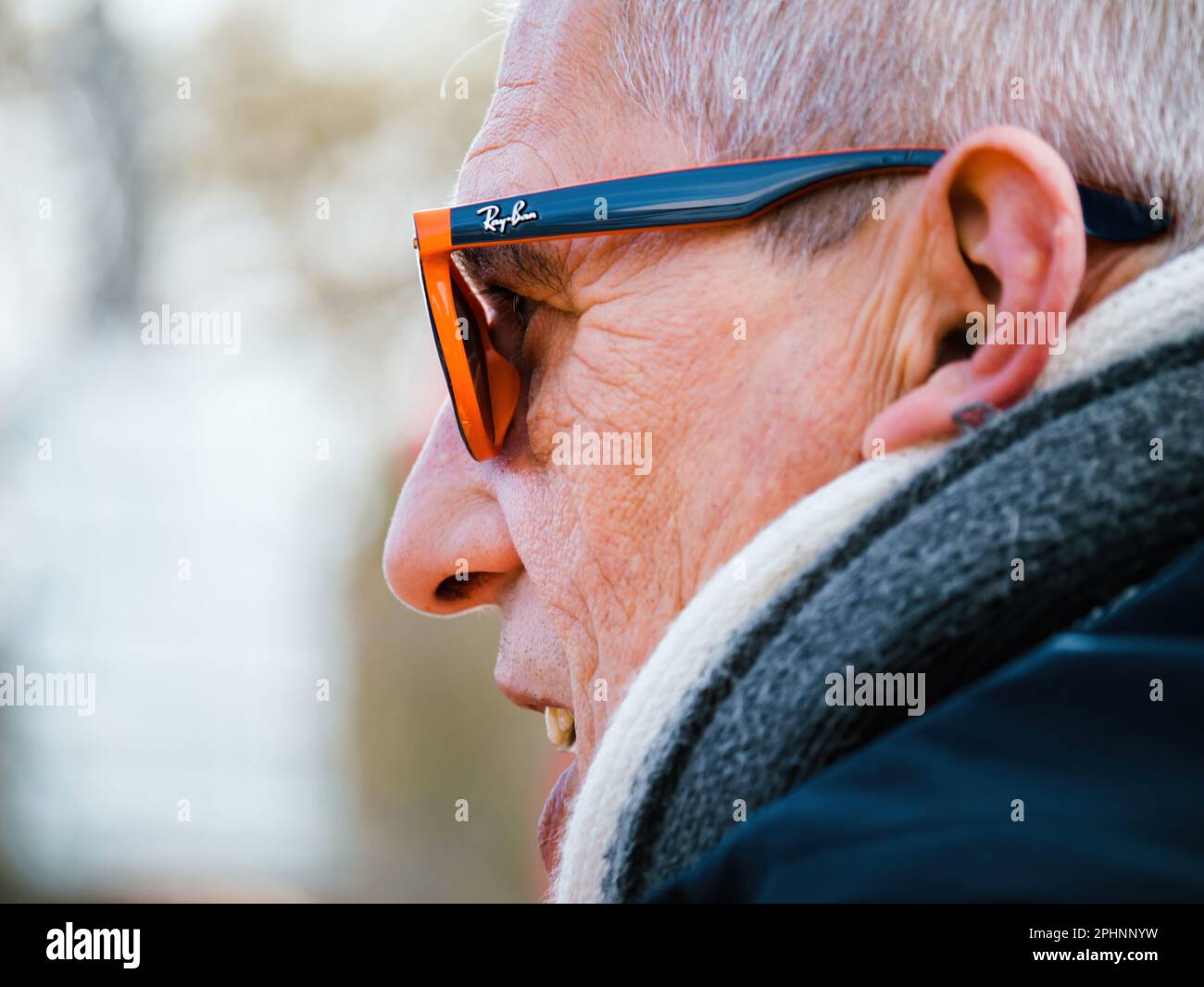 Wearing ray ban wayfarer sunglasses hi-res stock photography and images -  Alamy