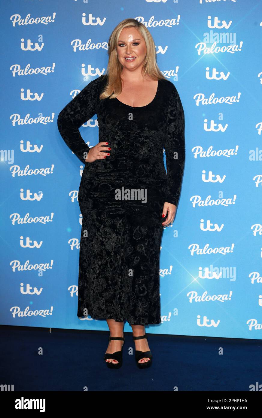 London UK 15th Nov 2022 Josie Gibson Attends The ITV Palooza 2022 london-uk-15th-nov-2022-josie-gibson-attends-the-itv-palooza-2022