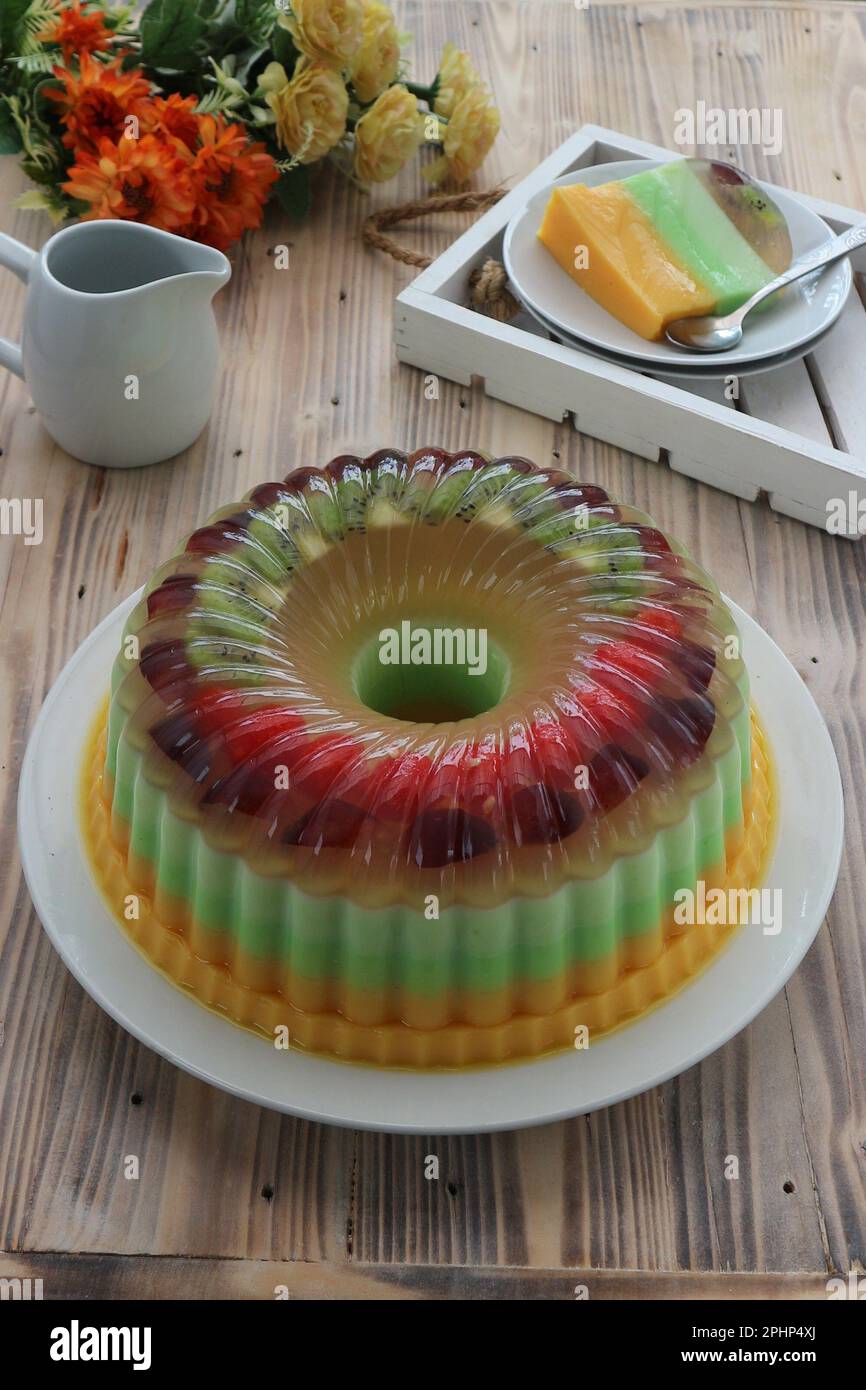 Served on a rustic clay plate hi-res stock photography and images - Alamy