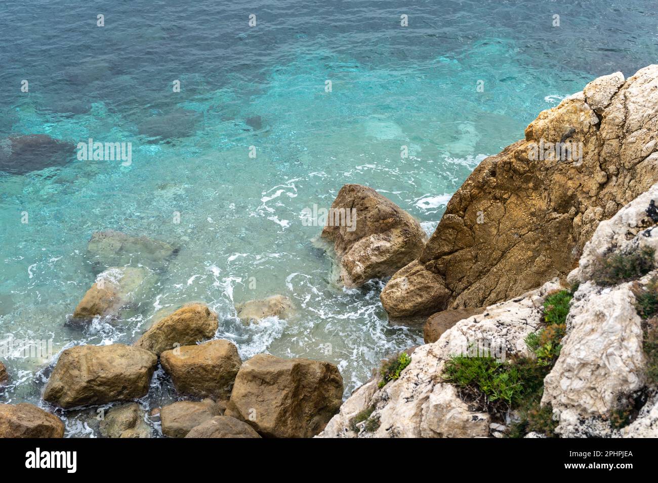 Foamy Transparent Sea Waves, Blue Clear Water on Rocky Beach Texture ...