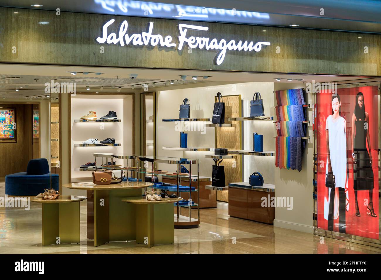 Salvatore ferragamo outlet hi res stock photography and images Alamy